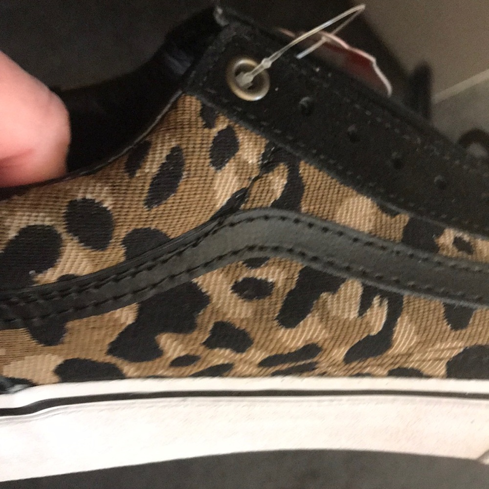 Leopard and black vans